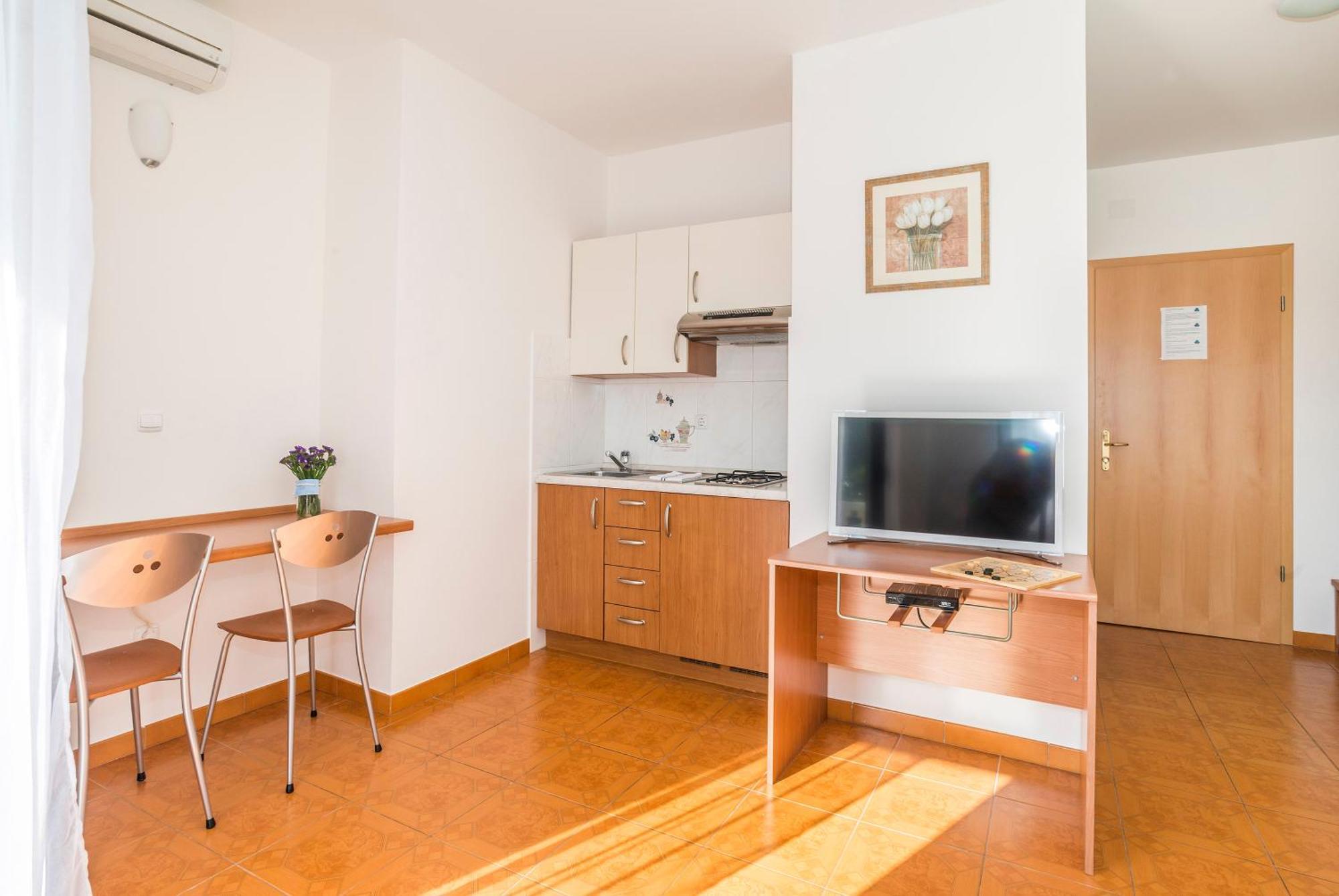 Apartments Vienna Zambratija  Dış mekan fotoğraf